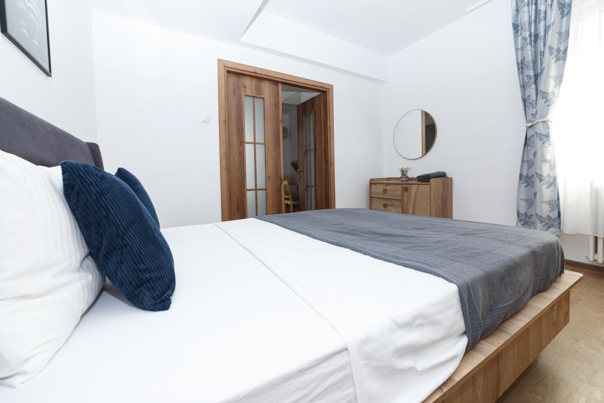 Rooftop Apartment Street Doamnei บูคาเรสต์ ภายนอก รูปภาพ