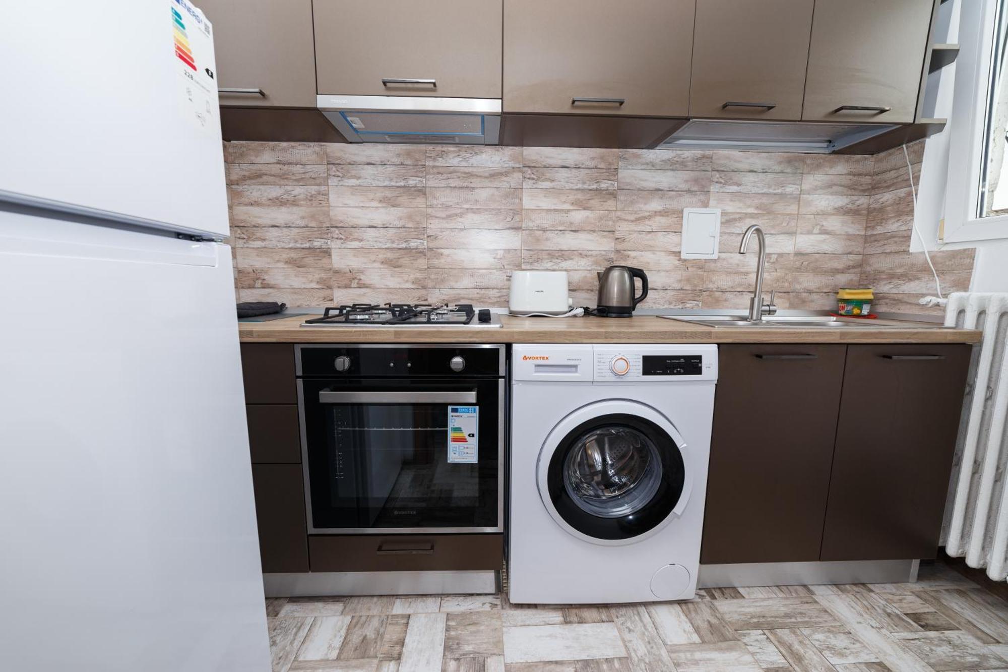 Rooftop Apartment Street Doamnei บูคาเรสต์ ภายนอก รูปภาพ